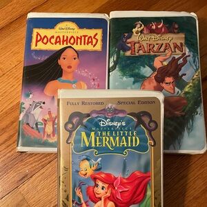 Disney VHS Set: Pocahontas, Tarzan, The Little Mermaid - Blue, Green, Red